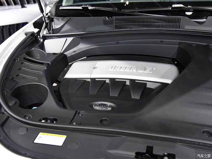 Jianghuai Automobile Ruifeng S7 2017 2.0T automatic luxury intelligent type